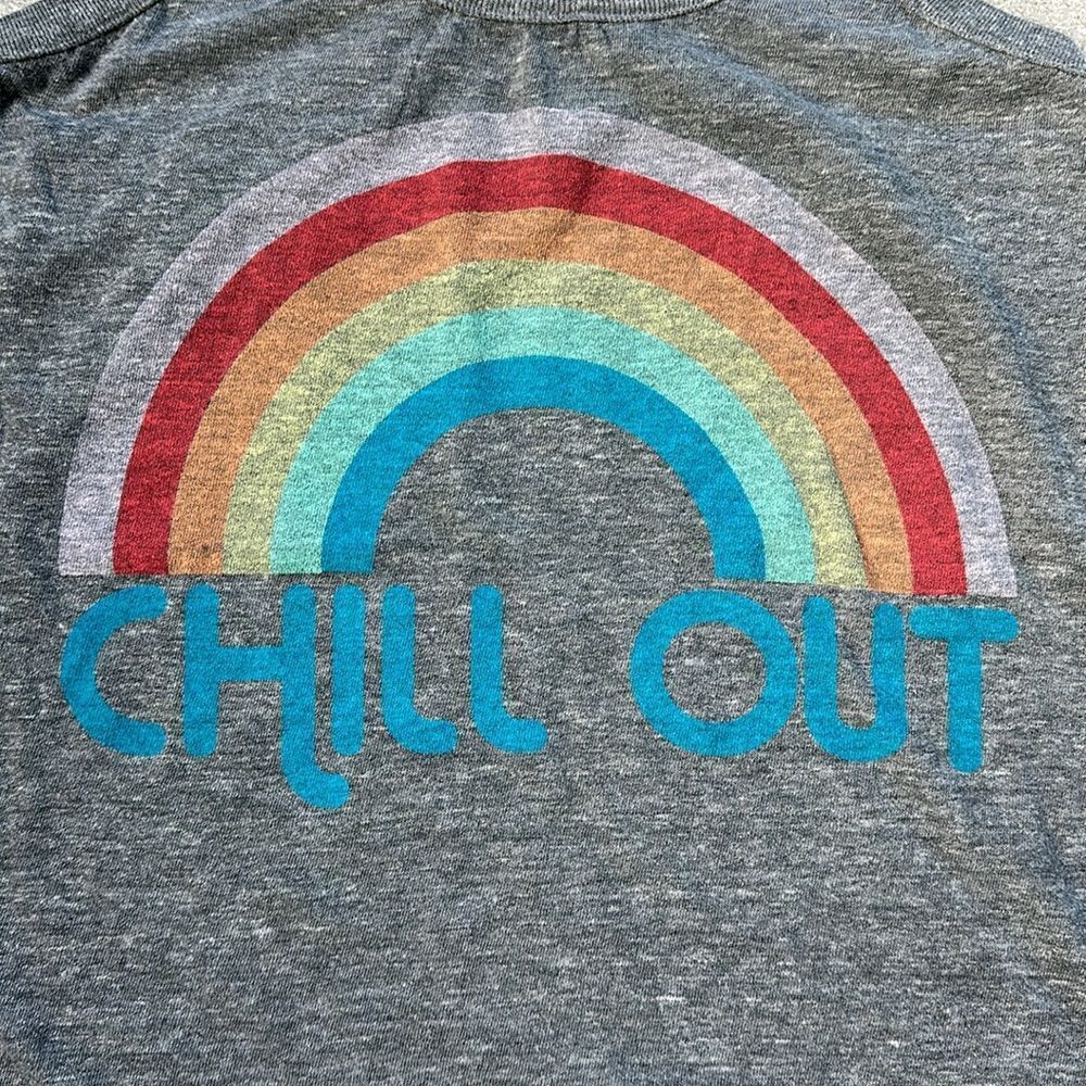 NWT Chaser Scoop-neck Chill Out Rainbow Retro Tank Top in Grey / Gray Medium - Picture 3 of 7